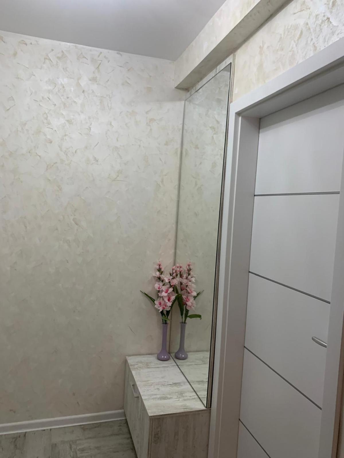 Parc Apartment Pitesti Luaran gambar